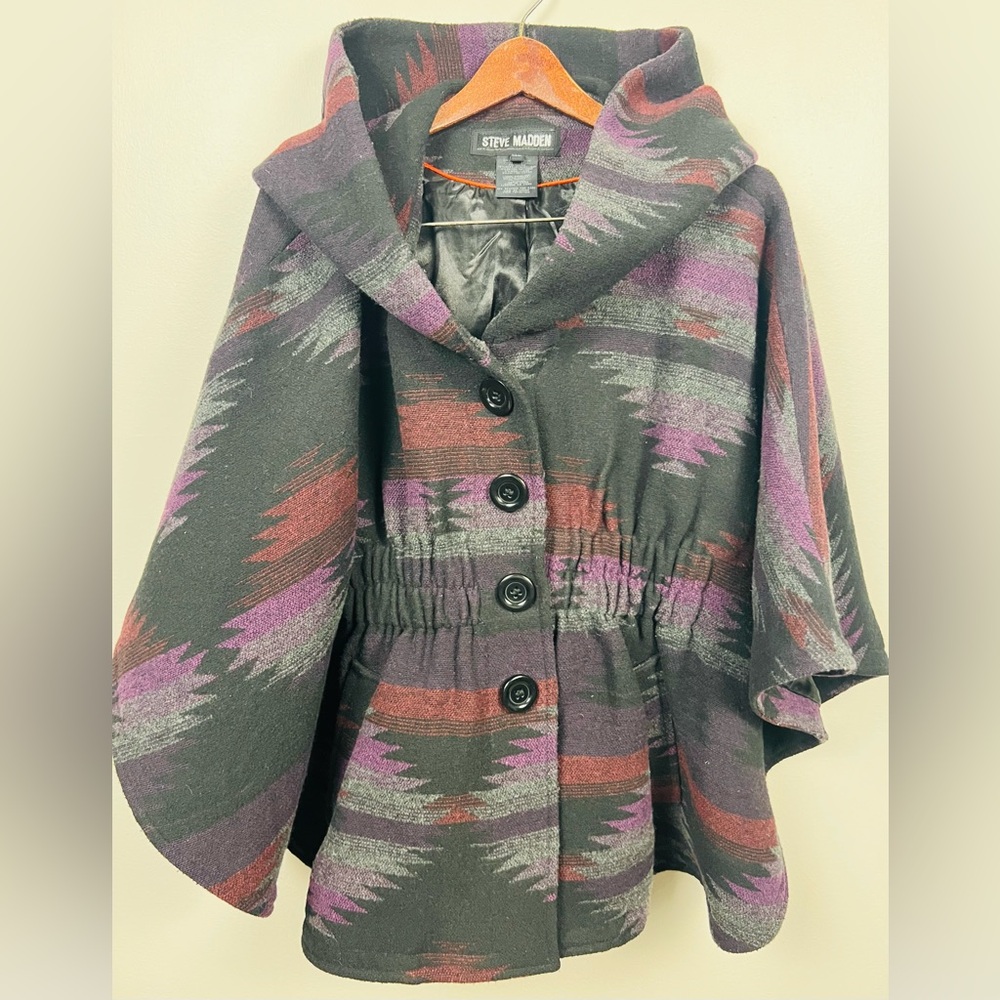 Steve Madden Poncho-Style Jacket – Southwest Geometric Hooded Cape, Size M - Picture 5 of 13